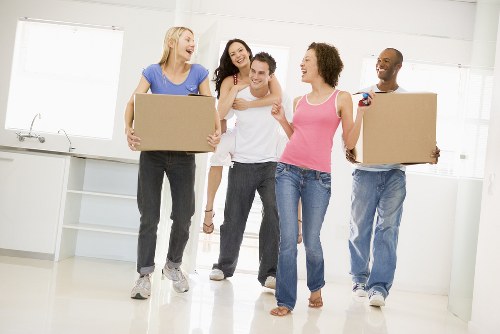 Professional house removalists preparing for a move in Manandvan Merton